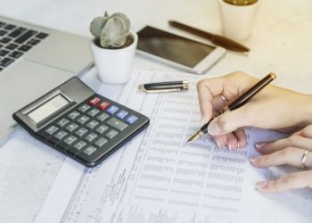 Saiba qual calculadora para escritório de contabilidade é a mais indicada para as suas necessidades